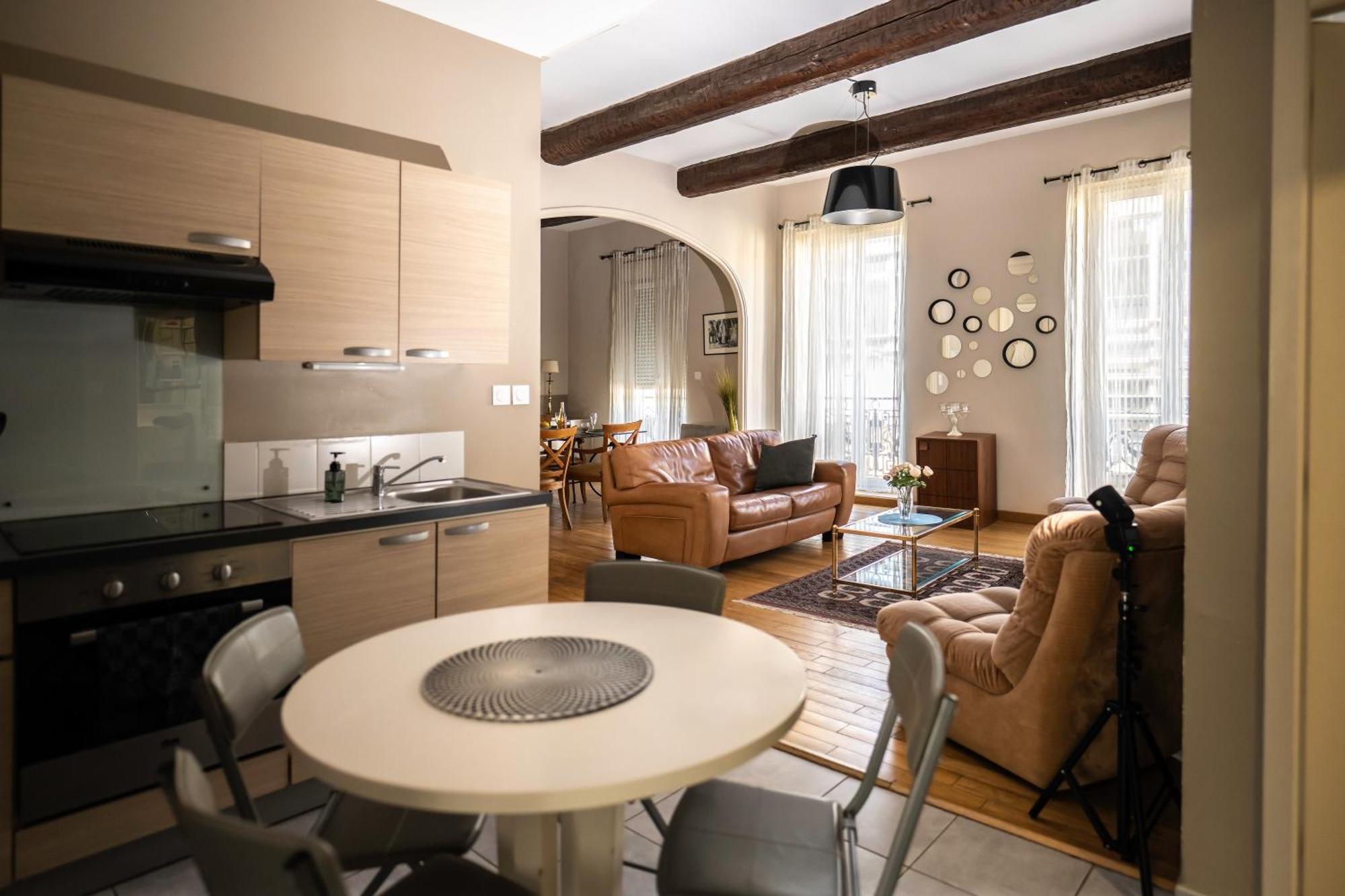 "Air D'Antan"-Meuble De Tourisme 3 Etoiles -Residence "Les Logis De Beziers"-Garage Optionnel-Coeur De Ville-Plages A 16Km ! Bagian luar foto