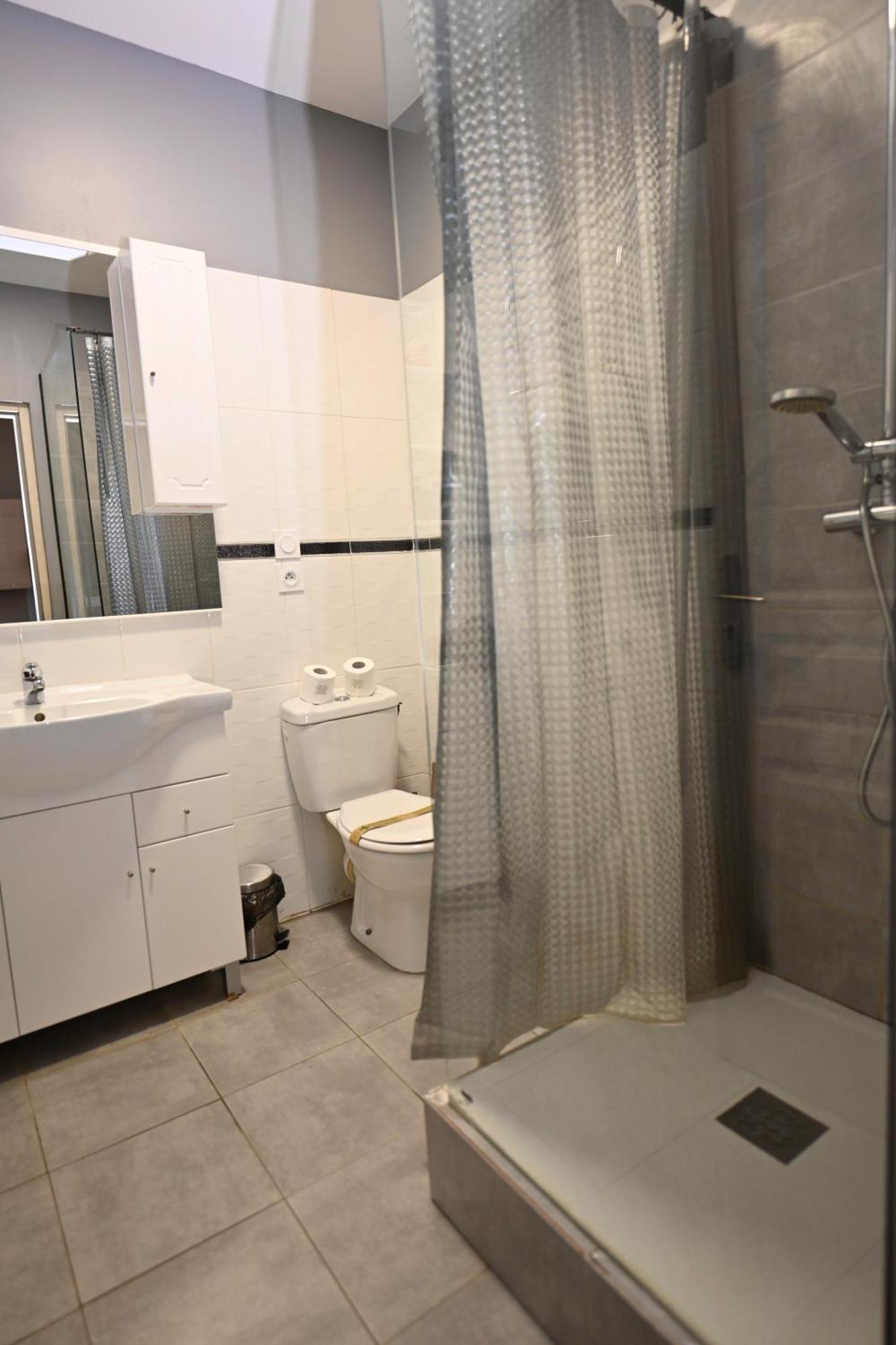 "Air D'Antan"-Meuble De Tourisme 3 Etoiles -Residence "Les Logis De Beziers"-Garage Optionnel-Coeur De Ville-Plages A 16Km ! Bagian luar foto